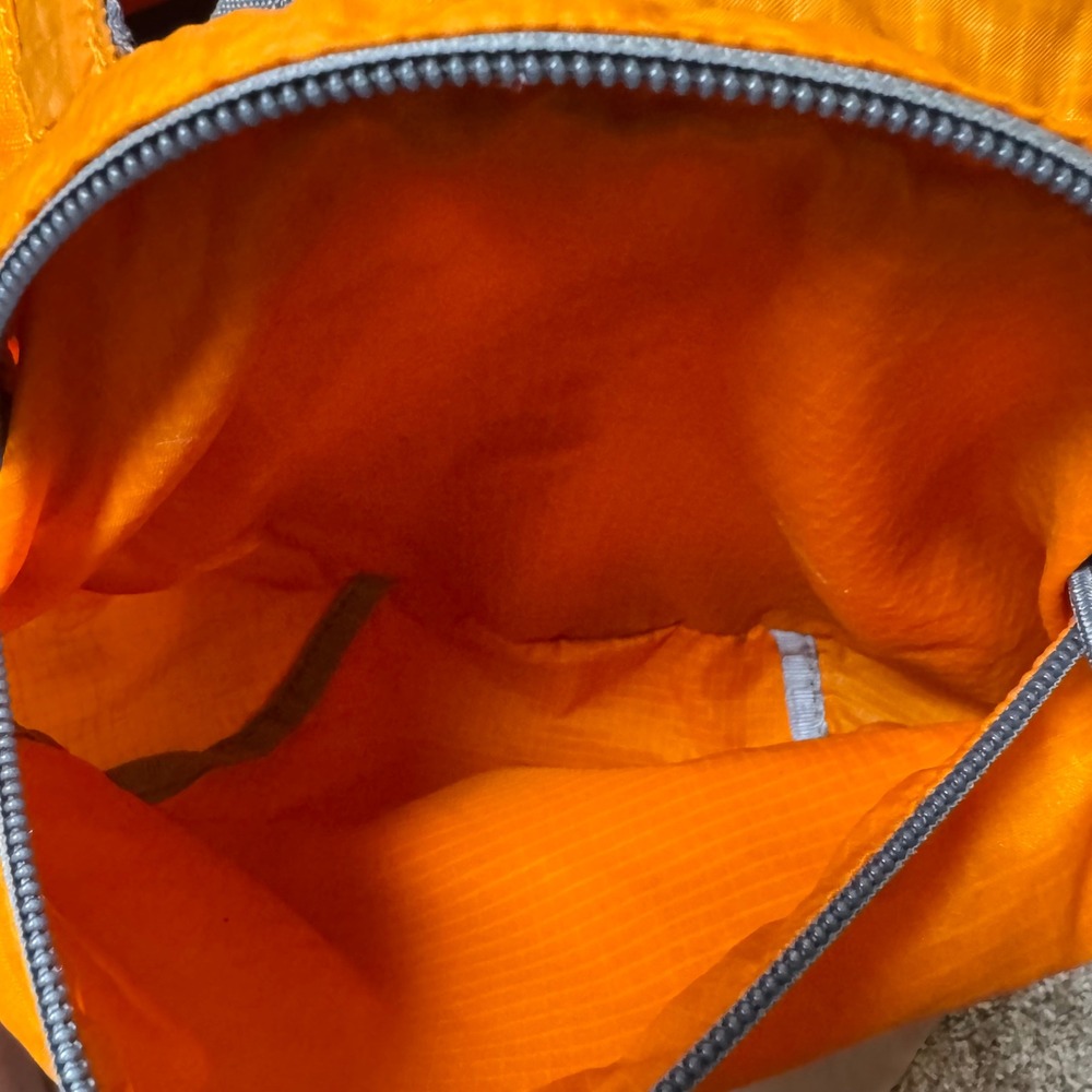 Marmot Kompressor 20L Backpack Daypack Orange Hiking Outdoors Gorpcore - Picture 5 of 12